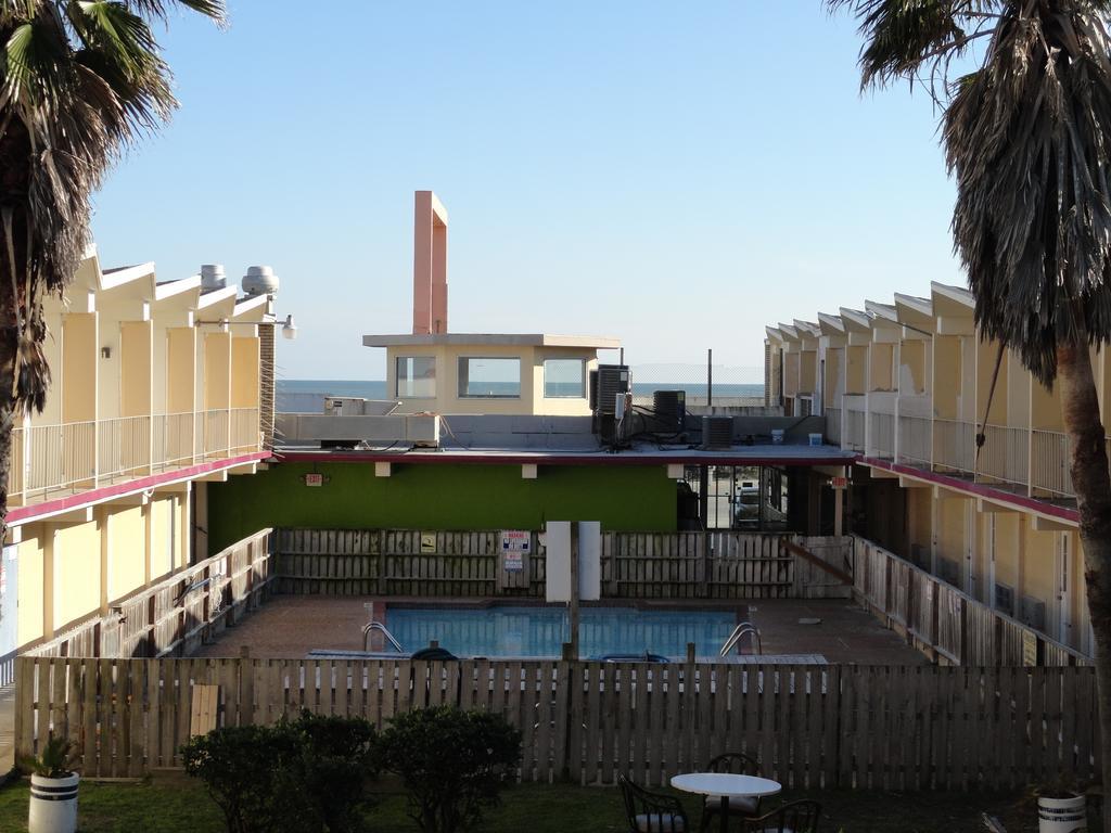 Pearl Motel